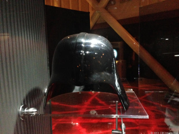　このダース・ベイダーのヘルメットは「スター・ウォーズ エピソード3/シスの復讐」で使われた。
