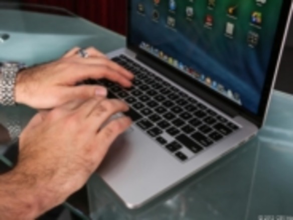 新「Retina」搭載「MacBook Pro」、一部でキーボードとトラックパッドに不具合--アップル、解消に向けて作業中