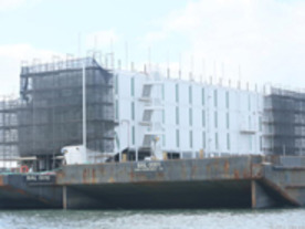 グーグルの洋上建造物、当局からの懸念で「休止状態」--完成は2014年春以降か