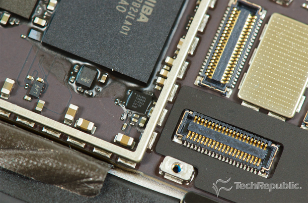 　NXP Semiconductorsの「1610A1 T98020 Z D33123-39」（「iPhone 5s」にも搭載）