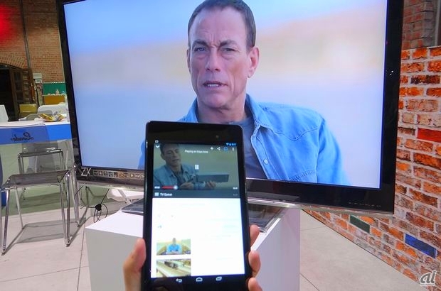 　2～3秒でテレビに映像が転送された。Chromecastではリモコンの代わりにスマートフォンやタブレットで操作する。