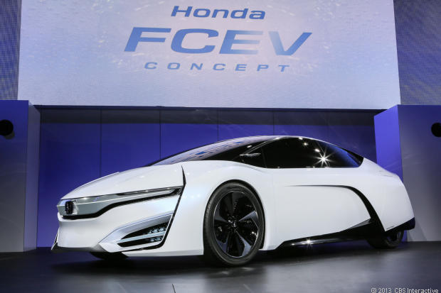 　本田技研工業の「FCEV」燃料電池自動車コンセプト。