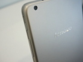 写真で見るレノボ「Miix 2 8」--Office搭載、350gの軽量タブレット