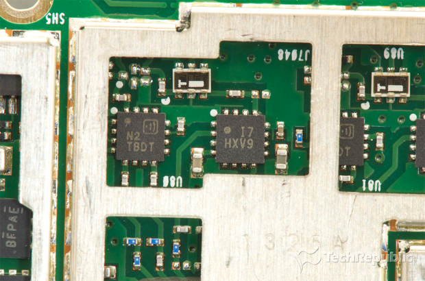 　複数のRF Micro Devices製IC。