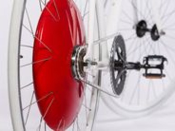 自転車を電動アシスト式に変身--バッテリ搭載ホイールが発売