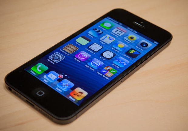 　「iPhone 5」では、iPhoneのスクリーンサイズが4インチに拡大された。