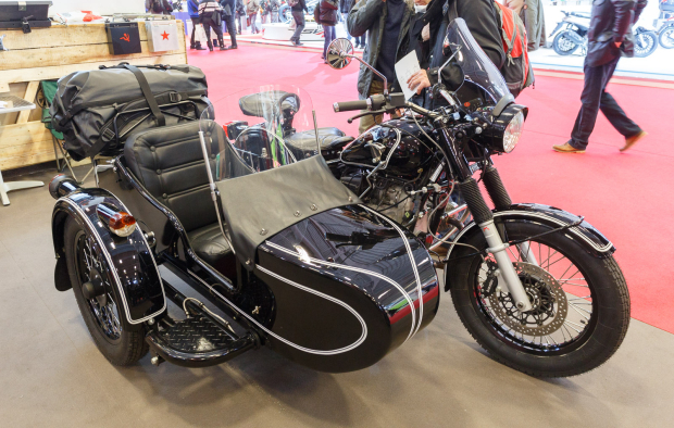 　Ural Russian Motorcyclesは昔懐かしいオートバイを専門に扱っており、サイドカーのあるものが多い。