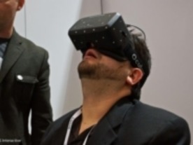 Facebook傘下のOculus VR、仮想現実ヘッドセットでサムスンと提携か