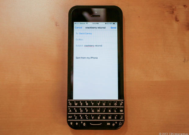 　Typo iPhone Keyboard Caseは、typokeyboards.comで予約を受け付けている。

　また、BlackBerryは米国時間1月3日、Typo Productsを知的財産権侵害で訴えている。
