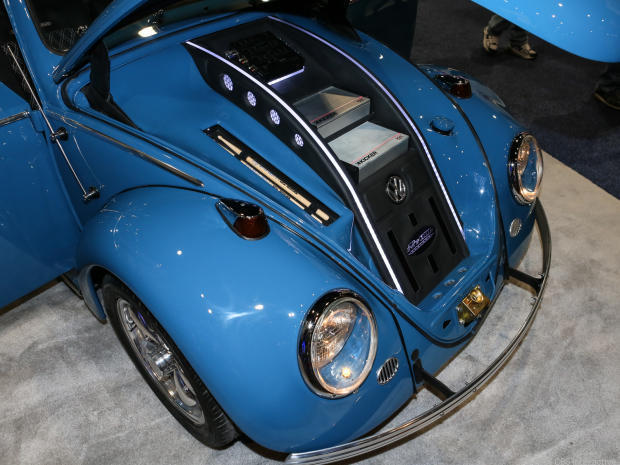 　Volkswagenのクラシックカー「Beetle」でさえ、オーディオのカスタマイズからは逃れられない。 