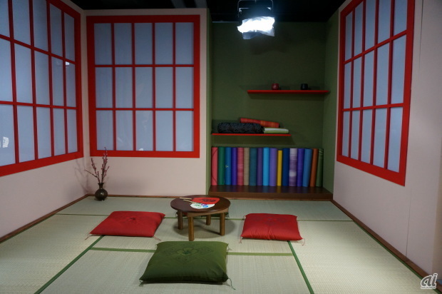 　こちらはTatami Set。畳が敷かれており、和風の雰囲気のスタジオだ。