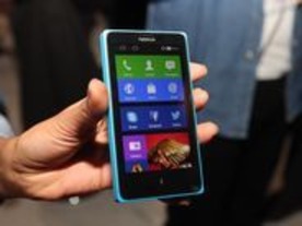 「Nokia X」のOSやデザインを写真でチェック--「Android」ベースの独自UI