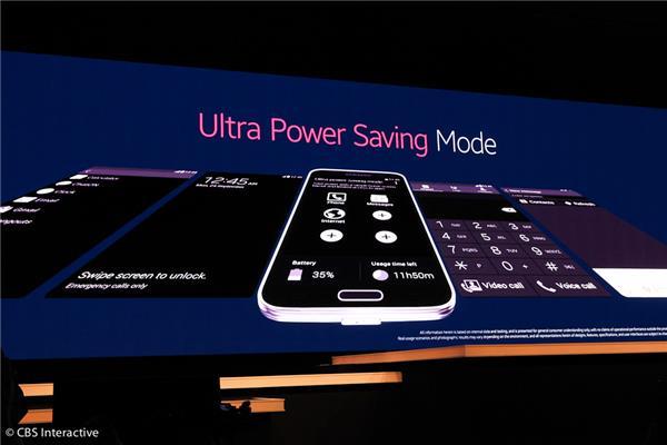 　サムスンは、「Ultra Power Saving Mode」によって、電池の残量が少ない場合にバッテリ持続時間が倍増すると述べている。さらに、充電1回で可能な連続通話時間は21時間、スタンバイ時間は16日間であるとしている。