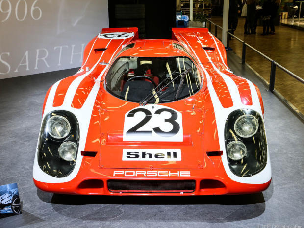 　Porscheは1970年に、この写真の12気筒フラットエンジン搭載レースカー「917 K」でル・マン24時間耐久レースに初参加し、優勝した。