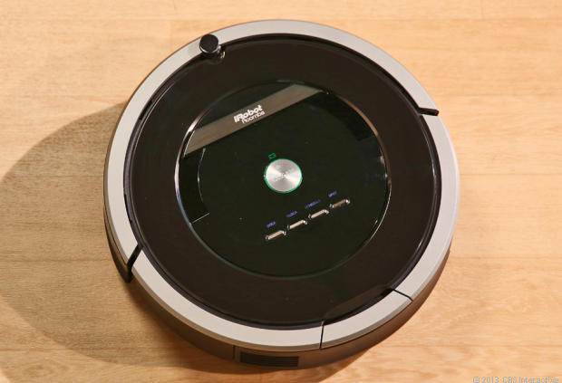 　デザインの特徴は、「Roomba 790」といくつか共通するところがある。