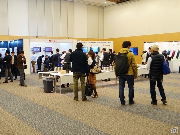 　ウェアラブル・テクノロジをテーマにしたカンファレンス「Wearable Tech Expo in TOKYO 2014」が、3月25～26日に東京ミッドタウンで開催された。ここでは、同イベントに展示されていた最新のウェアラブルデバイスや技術を紹介する。