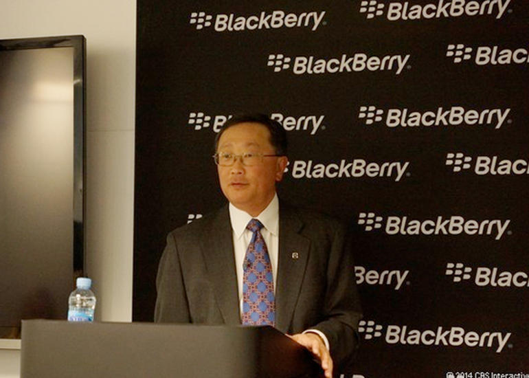 2月にMobile World Congressのイベントで話をするBlackBerryのCEOであるJohn Chen氏