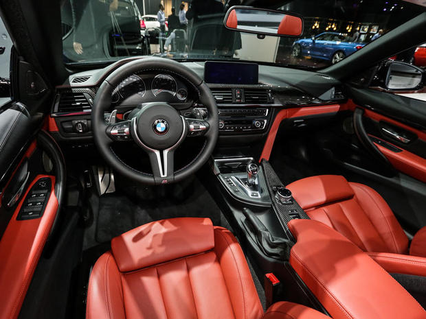 　M4は、BMWのインフォテインメントシステム「iDrive」の最新版を搭載。