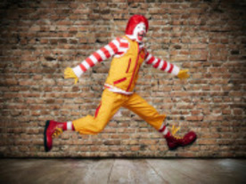 マクドナルドのキャラクター「Ronald」にネット時代の新ミッション--装いも新たに