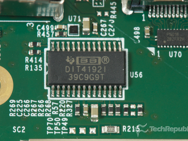 　Texas Instrumentsのデジタルオーディオトランスミッタ「DIT4192」。