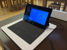 マイクロソフト、12インチ画面の「Surface Pro」を準備中か