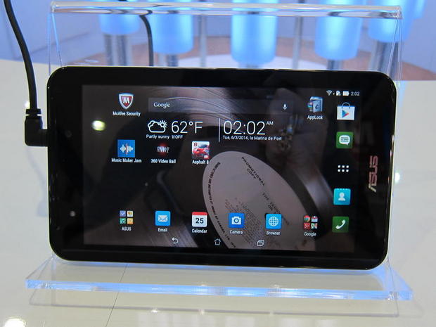 ASUS Fonepad K012

　ASUS製で7インチの「Fonepad K012」は、Androidを搭載し、通話機能を備えている。
