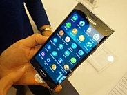 「Samsung Z」の第一印象--初の「Tizen」搭載スマートフォン