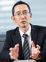 日本ユニテック株式会社 システム開発部 課長 牧野真介氏