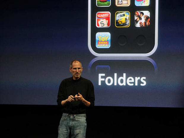 　Jobs氏はiPhoneにアプリフォルダが追加されることも明らかにした。同氏はこれらのフォルダの実装を「美しい」と表現した。