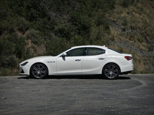 　「Ghibli」は現在、Maseratiのラインアップで最も価格の低いモデルである一方で、同ブランドのエントリポイントとして最も広くアピールするモデルでもある。ここでは、「Ghibli S Q4」の2014年モデルを写真で紹介する。
