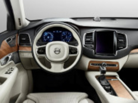 ボルボ「XC90」2015年モデルの車内--新SUVの装備を写真で見る