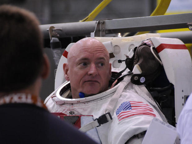 　宇宙飛行士のScott Kelly氏と、双子の兄弟であるMark Kelly氏は、NASAによる宇宙空間が双子に与える影響の調査を支援するチームに属している。