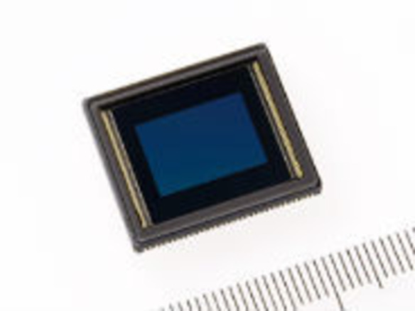 シャープ、4K対応の1型CMOSイメージセンサを開発