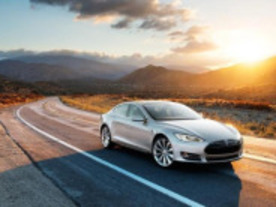 テスラ「Model S」、「iPhone」使用でエンジンスタートを可能に？--ファームウェアアップデートでサポートか