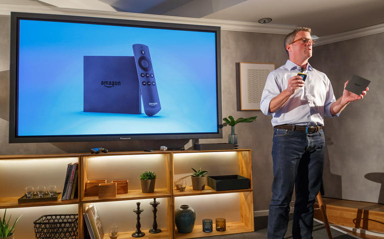 Fire TVストリーミングメディアデバイスがドイツと英国で発売になることを発表するAmazonのバイスプレジデントPeter Larsen氏