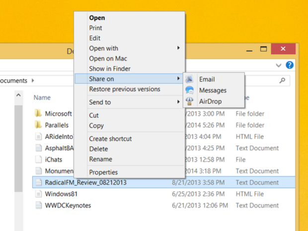 Mac固有のサービスの利用

　Windows 8.1で作業している際に、Documentsフォルダ内のファイルを右クリックすると、コンテキストメニュー内にMac固有の選択肢が表示される。