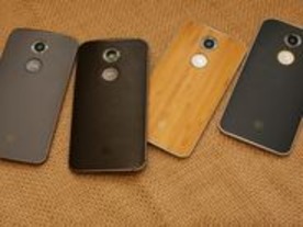 モトローラ、「Moto X」「Moto G」後継機種を発表--イヤホン型アクセサリ「Moto Hint」も