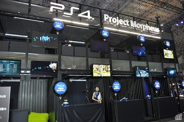 　ソニー・コンピュータエンタテインメントは、9月18日から開催されている東京ゲームショウ2014にて、開発を進めているPS4用VRシステム「Project Morpheus」（プロジェクト モーフィアス）を出展している。