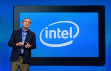 Intelの将来の戦略的な部分をモバイルに見いだしている同社最高経営責任者（CEO）Brian Krzanich氏