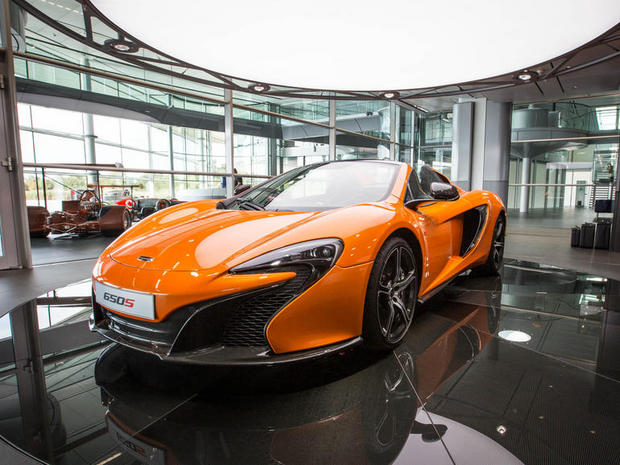 　McLarenは、自社の車の設計と製造に、細心の注意を払った科学的なアプローチを採用しており、それが地球上で最高レベルの自動車を作り上げている。