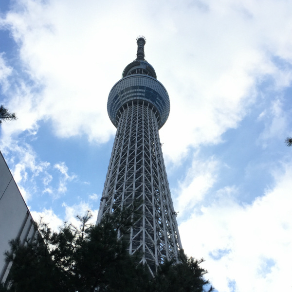 発売記念イベントは、東京スカイツリー内にある「プラネタリウム“天空”」で行われた