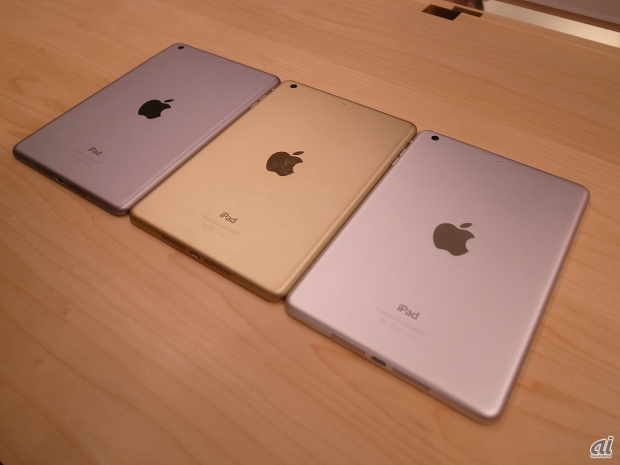 　iPad mini 3も同様にスペースグレイ、ゴールド、シルバーの3色がラインアップする。
