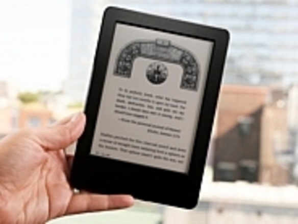 アマゾンの新「Kindle」レビュー--使用感、「Voyage」「Paperwhite」との比較など