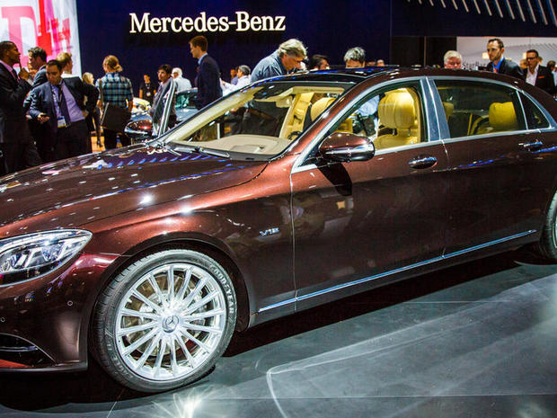 　Mercedes-Benzは、「Mercedes-Maybach S600」2016年モデルをロサンゼルスで開催中のロサンゼルスオートショー2014で披露した。

　S600は、既存のS-Classを拡張したバージョンで、インテリアという肝心な部分に重要な強化をいくつか含んでいる。ここでは同自動車を写真で紹介する。
