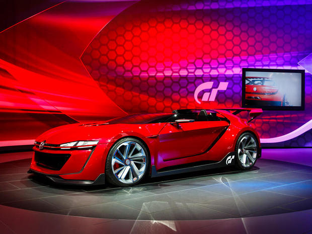 VolkswagenのGTI Roadster Vision Gran Turismo

　Volkswagen GTI Roadster Visionは、「PlayStation」ゲーム機用のレーシングシミュレーションゲーム「Gran Turismo」に登場予定のコンセプトカーを実物大で再現したモデルで、洗練されたデザインに仕上がっている。