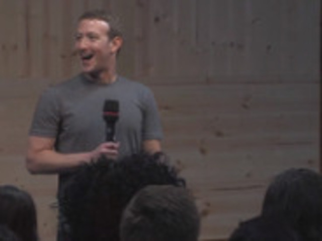 ザッカーバーグ氏 よくないね ボタン導入について語る Facebookは時間の無駄 説にも反論 Cnet Japan ザッカーバーグ氏 よくないね ボタン導入について語る Facebookは時間の無駄 説にも反論 Cnet Japan