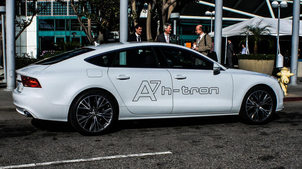 　Audiは、A7 h-tronの実用性をアピールするため、ロサンゼルスオートショーで試乗会を行った。