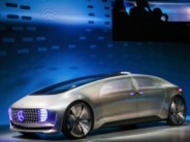 メルセデス・ベンツの高級すぎる自動走行車--「F 015 Luxury in Motion」を写真でチェック