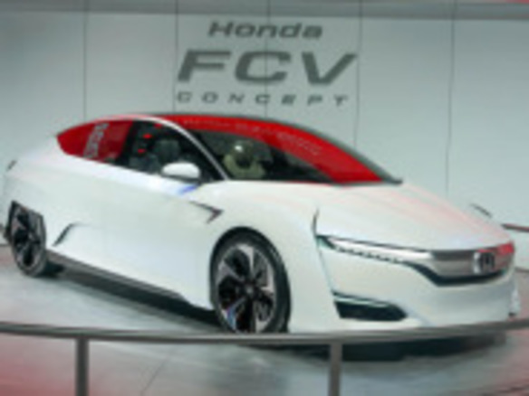 ホンダの「FCV CONCEPT」--水素を使う新型燃料電池自動車を写真で見る