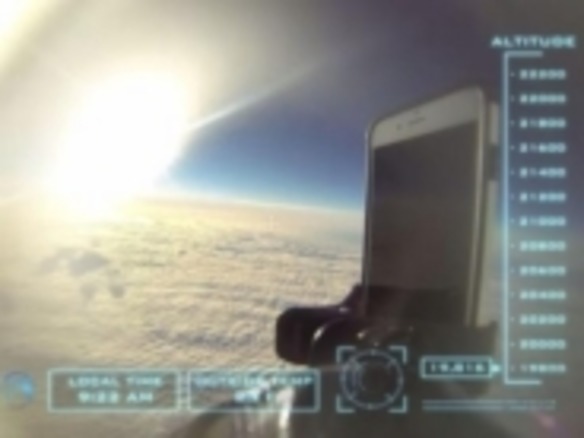 「iPhone 6」を成層圏に飛ばす究極のテスト--その結果は？